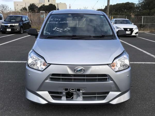 Daihatsu Mira ES 2018